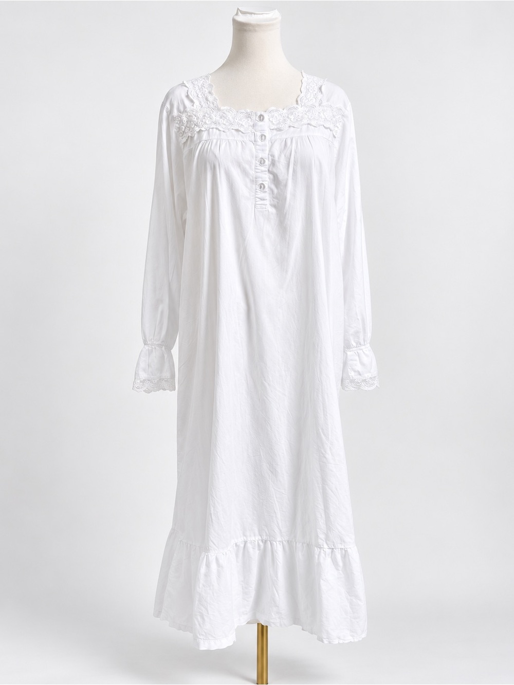 Vintage White Cotton Lace Prairie Nightgown Maxi Dress Cottagecore Romantic M